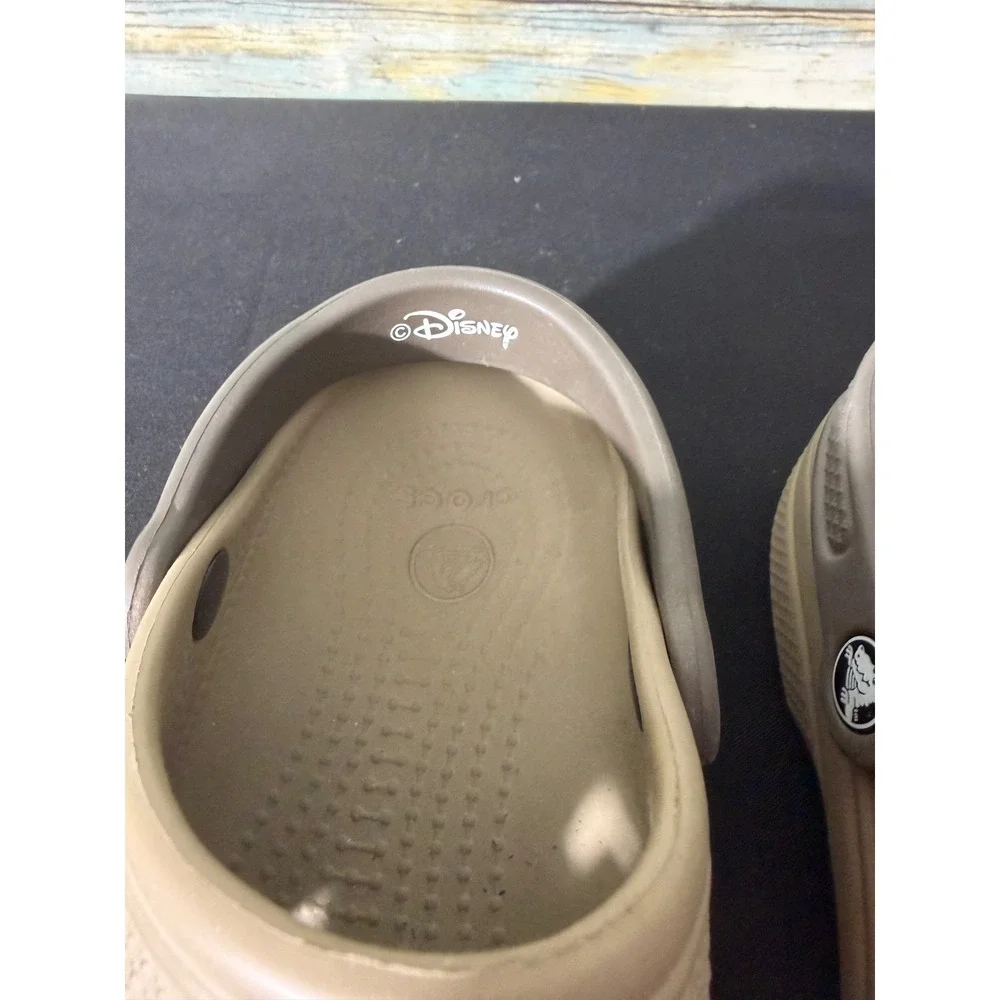 Crocs Disney Mickey Mouse Clogs Size M4 W6 Khaki Tan Good Condition Vents